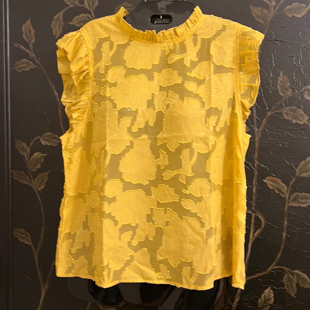 NWOT Yellow blouse